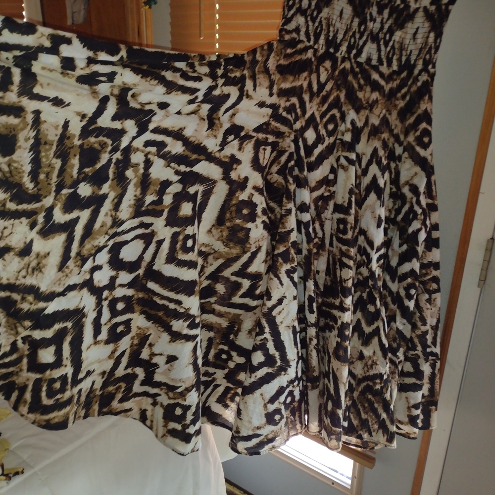 Lady size small Grace element fit and flare dress